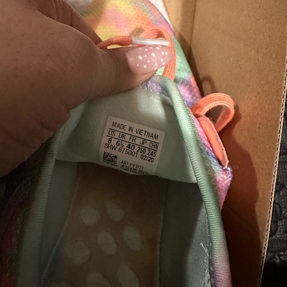Bright tie dye Adidas NMD R1 W size 8 in box. - Picture 7 of 7